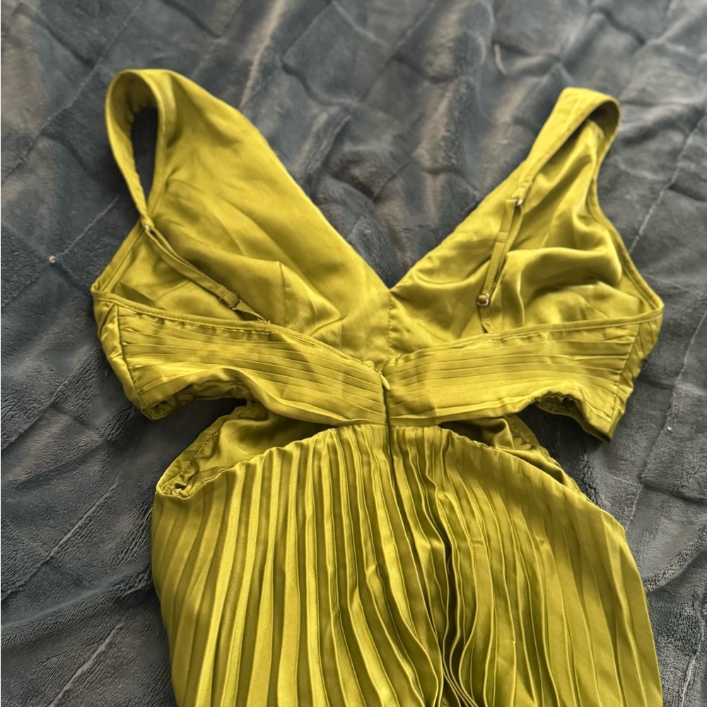 Abercrombie & Fitch Chartreuse Maxi Dress - Picture 3 of 4